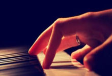 早人物：雄狮归化球员仲村京雅：唱新加坡国歌很开心也有压力.